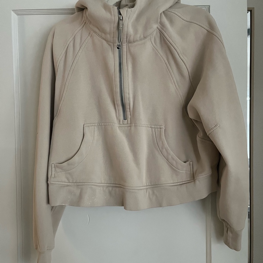 Cream Lululemon Scuba Hoodie Pullover with Front Pocket